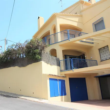 Con Jardin A 150 M De La Playa, 2 Habitaciones, Terraza Con Vistas Parciales Al Mar, Ac, Bbq. - Es-228-151 * Llanca