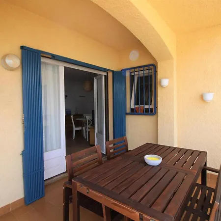Apartment Con Jardin A 150 M De La Playa, 2 Habitaciones, Terraza Con Vistas Parciales Al Mar, Ac, Bbq. - Es-228-151