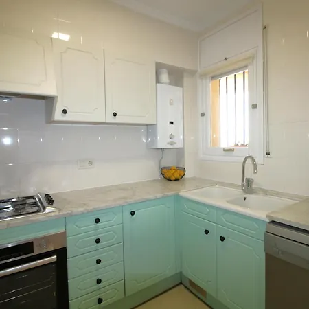 Apartment Con Jardin A 150 M De La Playa, 2 Habitaciones, Terraza Con Vistas Parciales Al Mar, Ac, Bbq. - Es-228-151 *