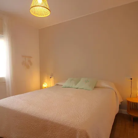Con Jardin A 150 M De La Playa, 2 Habitaciones, Terraza Con Vistas Parciales Al Mar, Ac, Bbq. - Es-228-151 Apartment Llanca